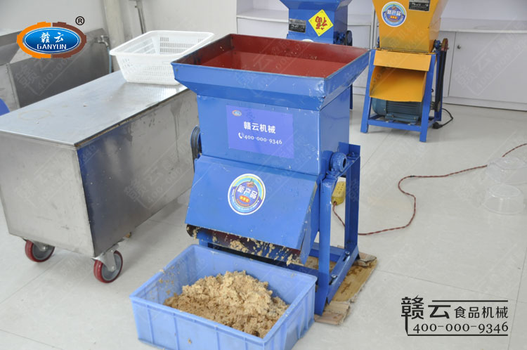 GY-SF-1000型紅薯刷粉機(jī)
