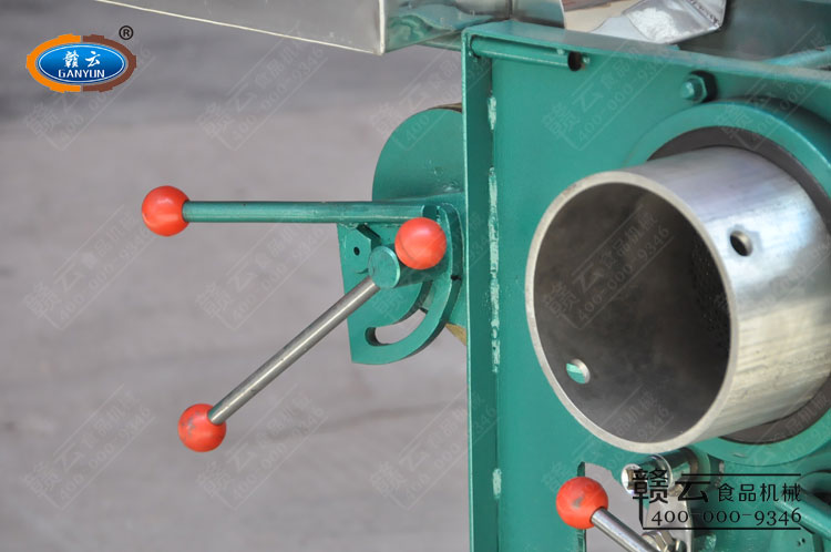 采肉帶松緊調(diào)節(jié)桿和固定桿